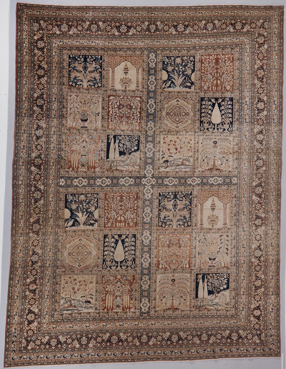 Tappeto antico, 375 per 285 centimetri, numero d'inventario 690